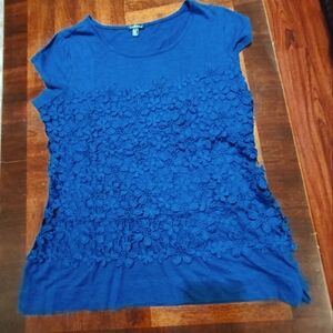 Ladies pullover Blouse with crochet/knitted front